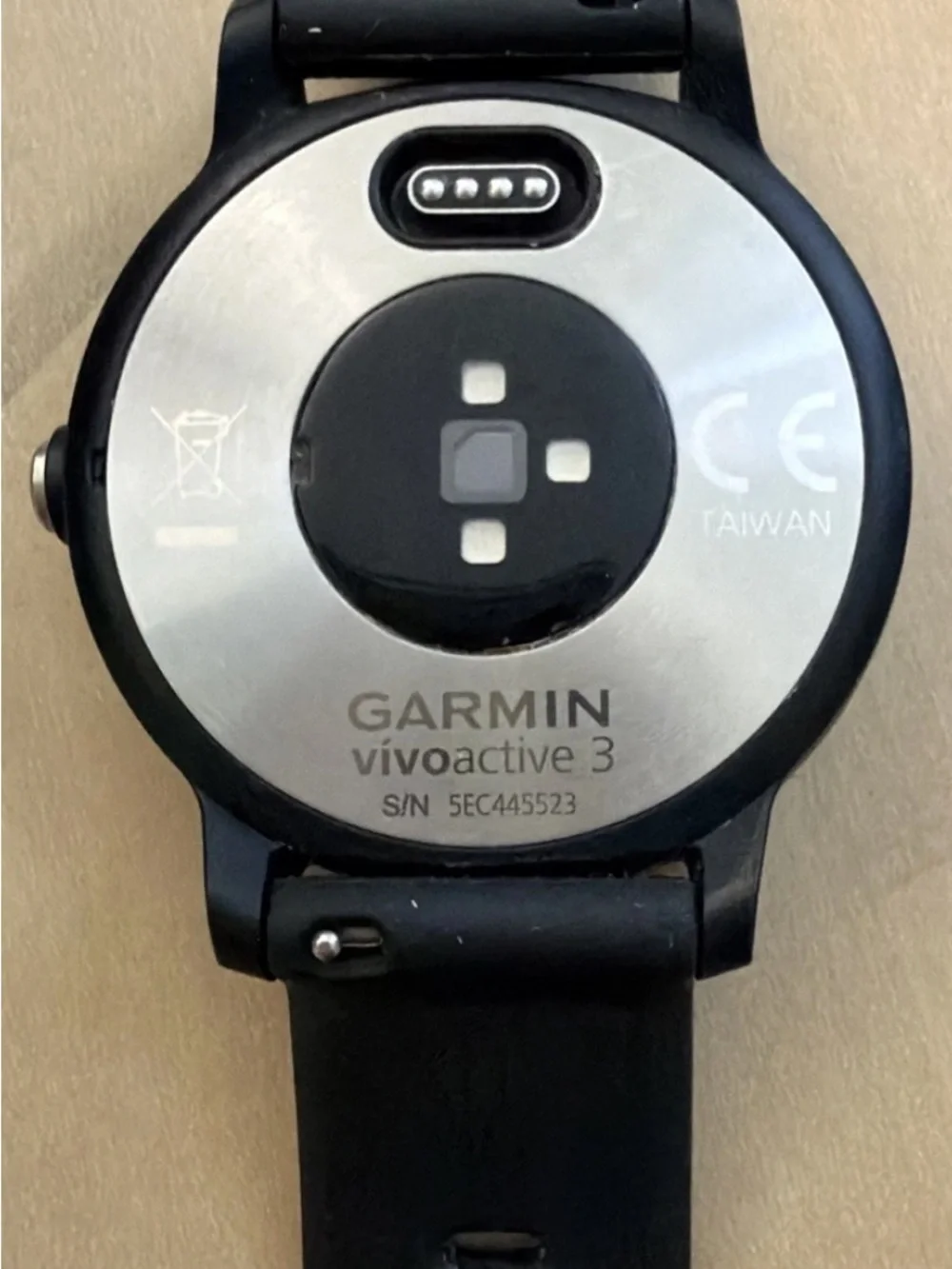 Garmin vivoactive 3 30.4mm Stainless Steel Smartwatch - Black (010-01769-01)